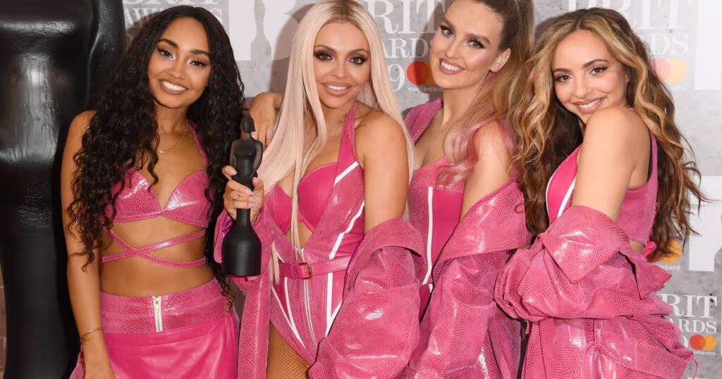 2_The-BRIT-Awards-2019-Winners-Room.jpg