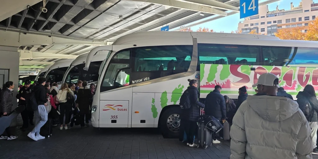 autobus-sevilla-madrid-U77422804405ybo-1024x512@diario_abc.jpeg