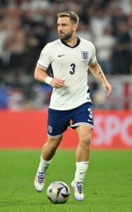 luke-shaw-england-runs-ball-916118500.jpg